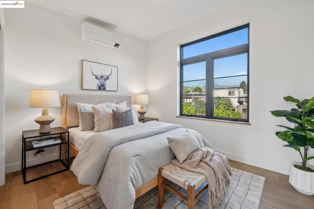 1516 Blake St, Berkeley, California 94703 home-pic-39